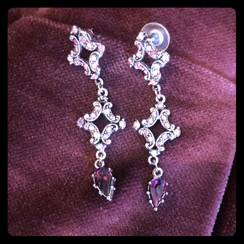 Chandelier earrings